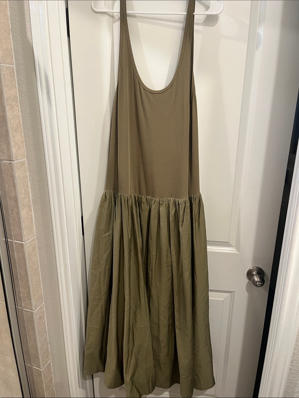 H&M Olive Green Sleeveless Maxi Dress